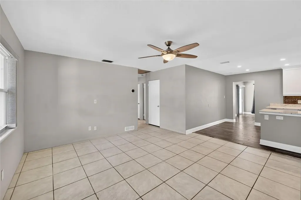 6670 26th Way N St Petersburg FL 33703