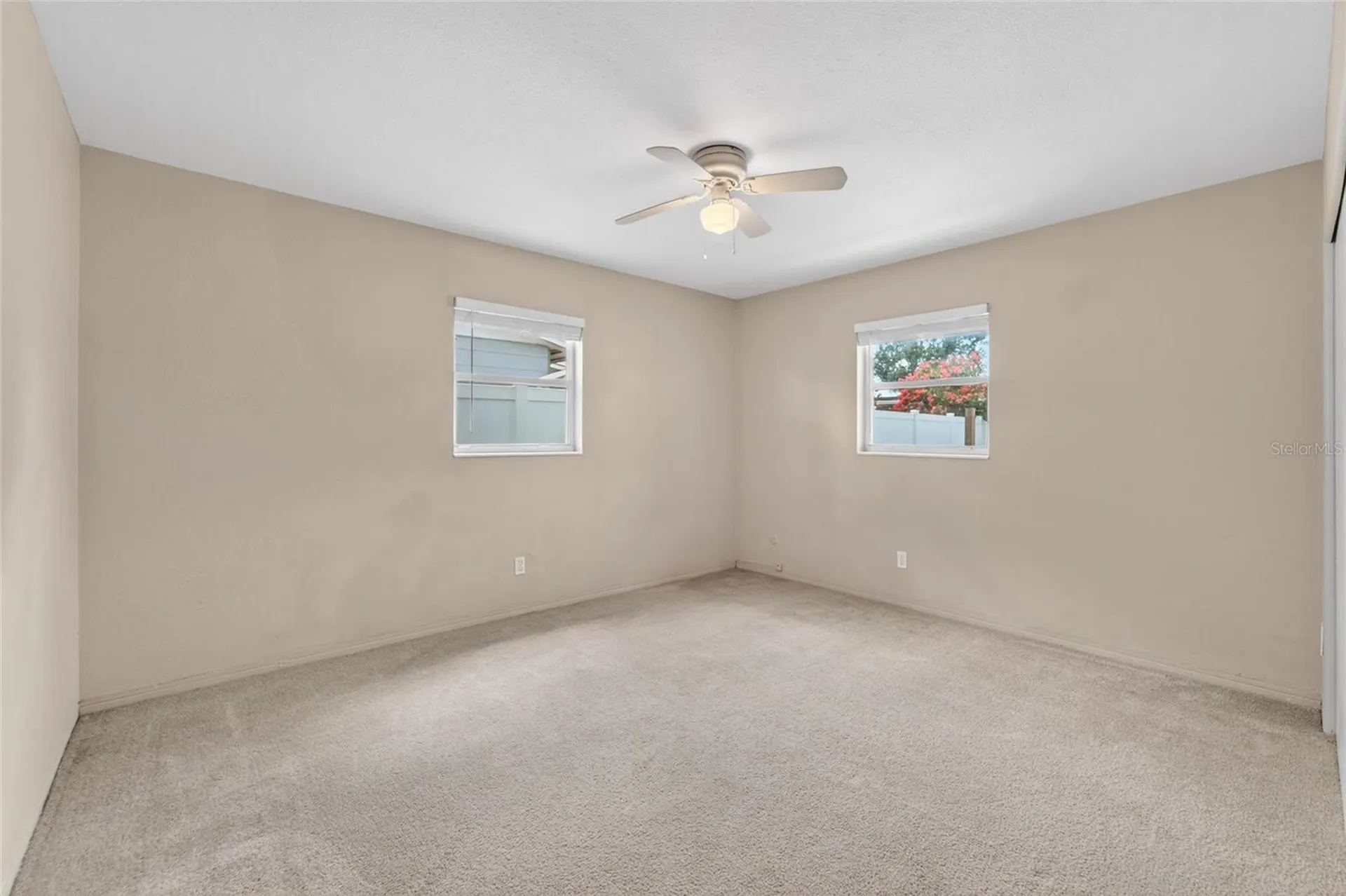 6670 26th Way N St Petersburg FL 33703