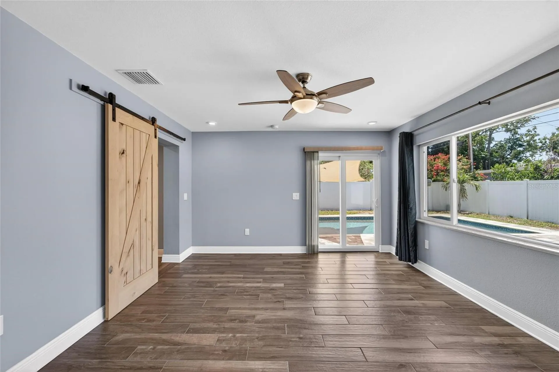 6670 26th Way N St Petersburg FL 33703