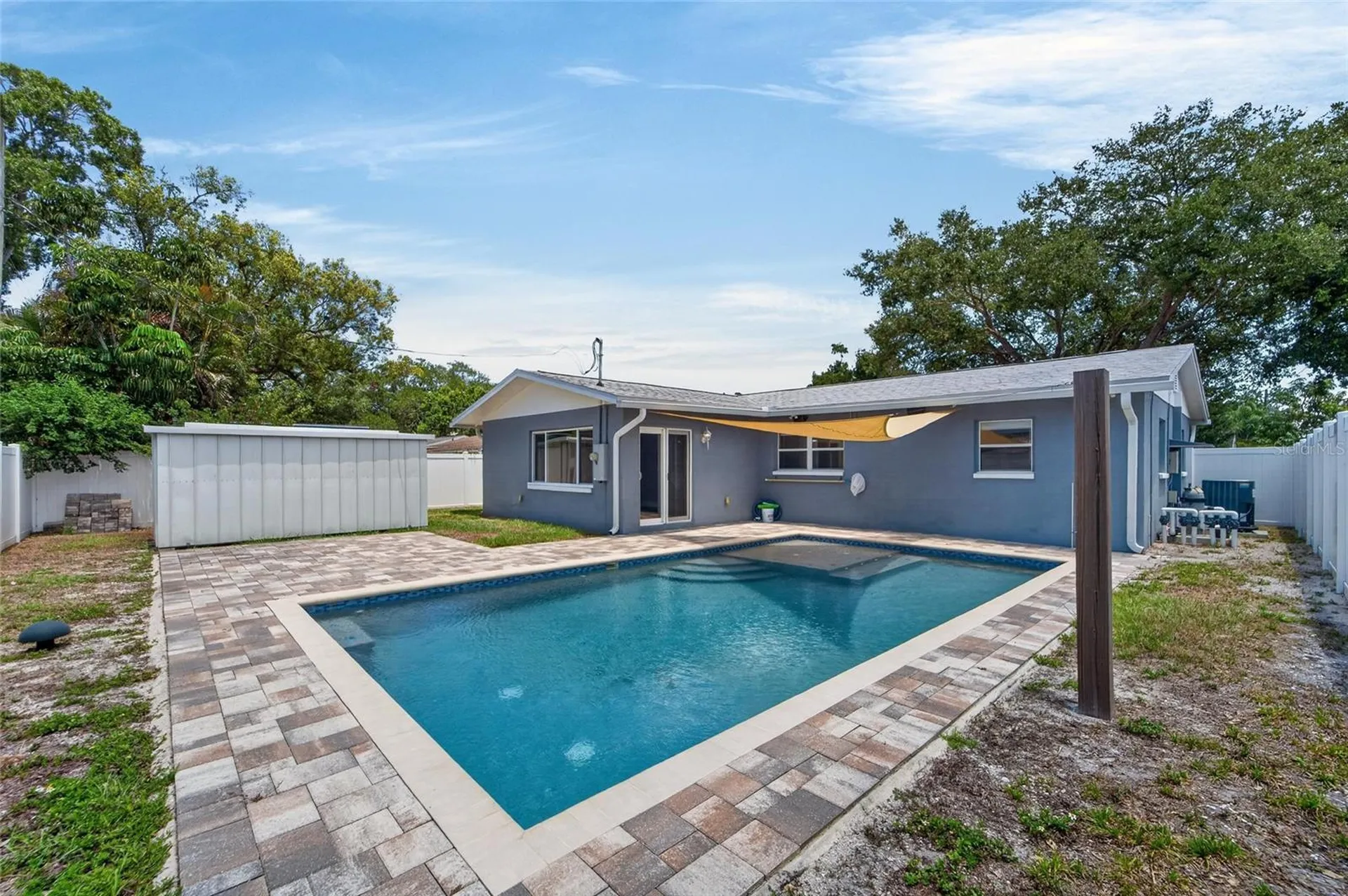 6670 26th Way N St Petersburg FL 33703