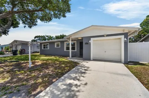 6670 26th Way N St Petersburg FL 33703
