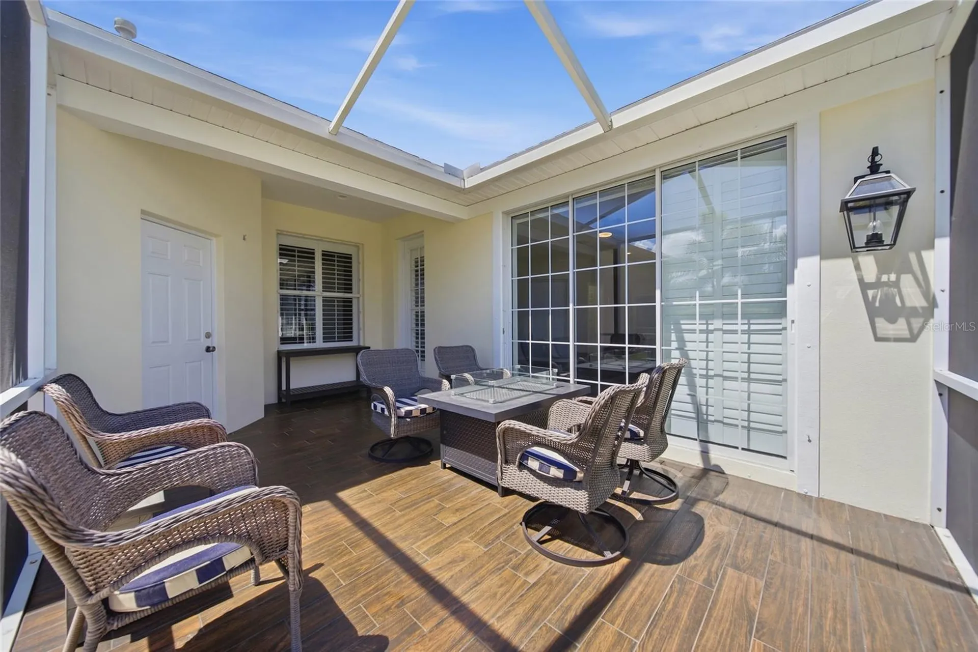 5610 Golden Isles Drive Apollo Beach FL 33572