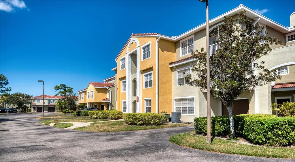 5551 Bentgrass Drive Sarasota FL 34235