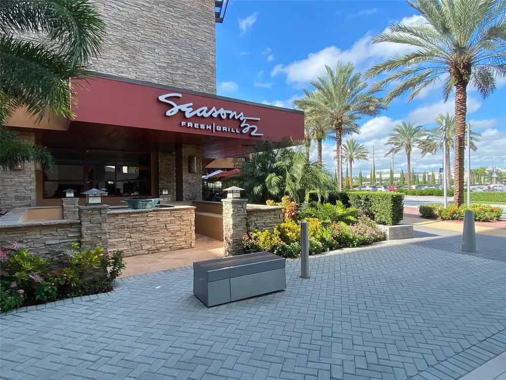 5551 Bentgrass Drive Sarasota FL 34235
