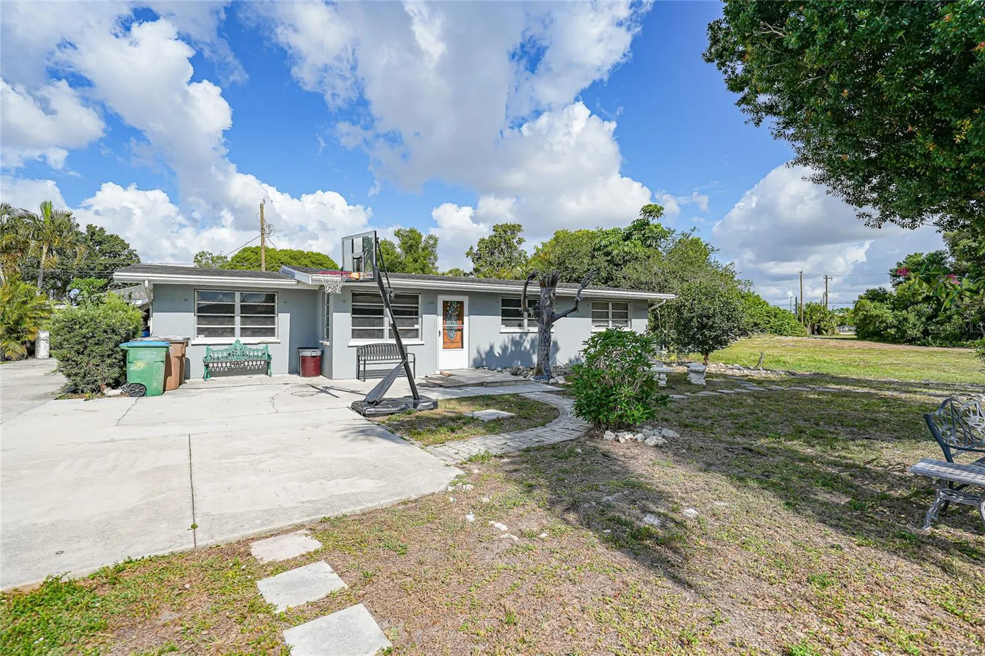 1201 Alabar Lane Cape Coral FL 33909