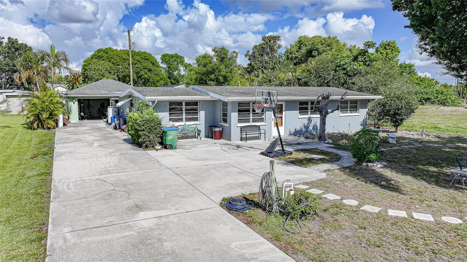 1201 Alabar Lane Cape Coral FL 33909