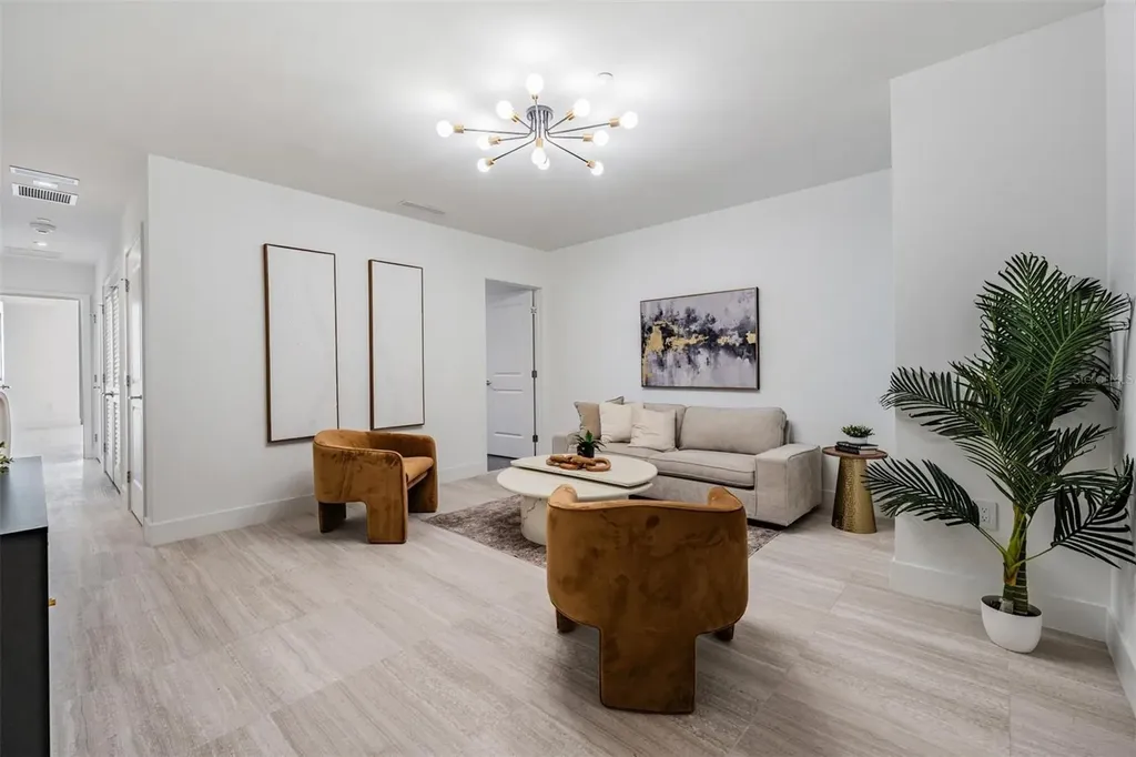 3015 S Ysabella Avenue Tampa FL 33629