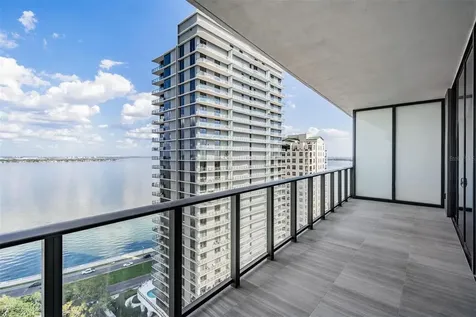 3015 S Ysabella Avenue Tampa FL 33629