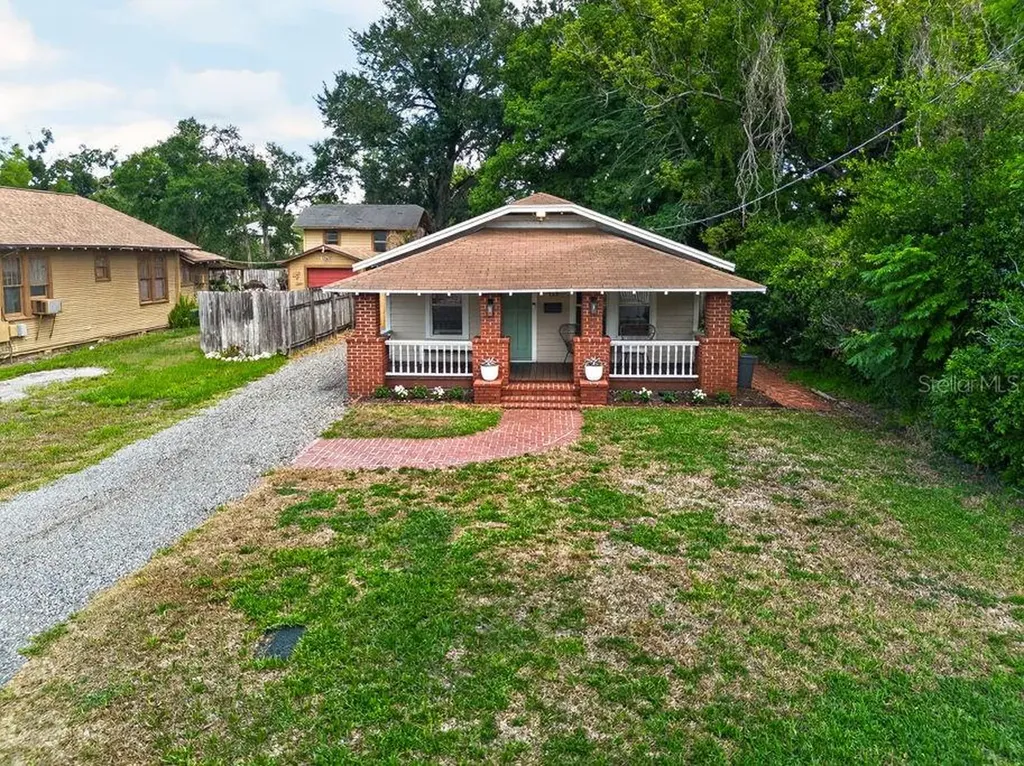 413 W North Bay Street Tampa FL 33603