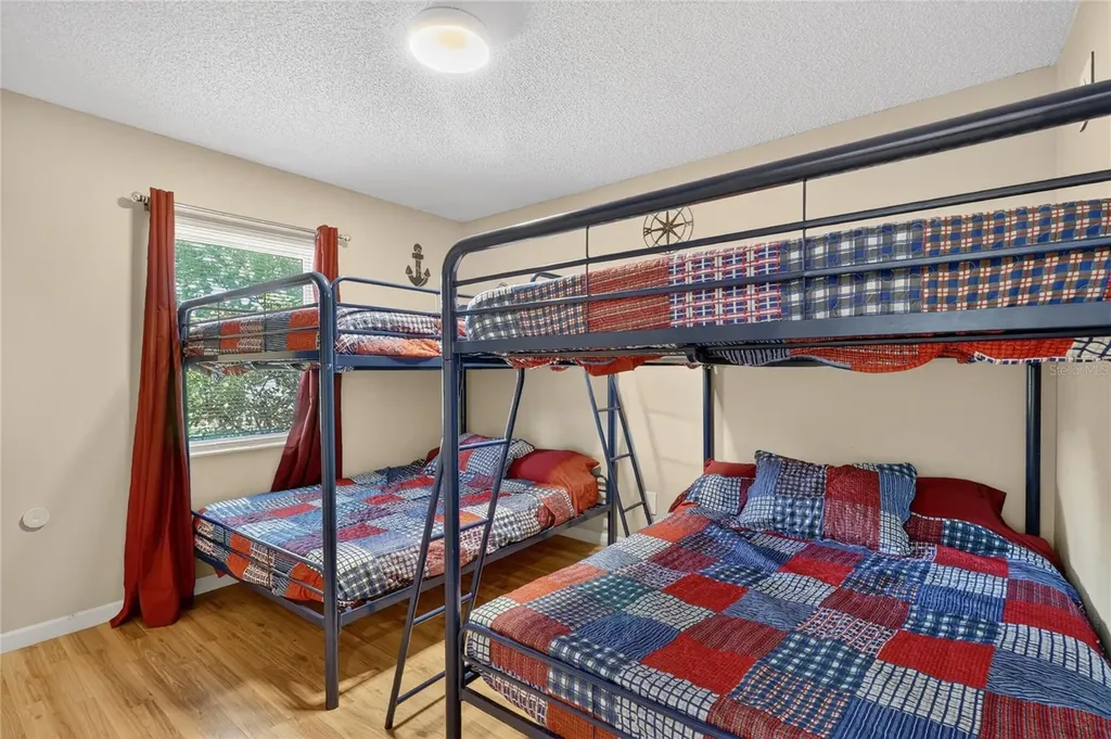 736 Scott Lake Village N Lakeland FL 33813