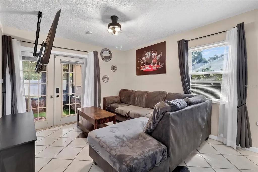 736 Scott Lake Village N Lakeland FL 33813