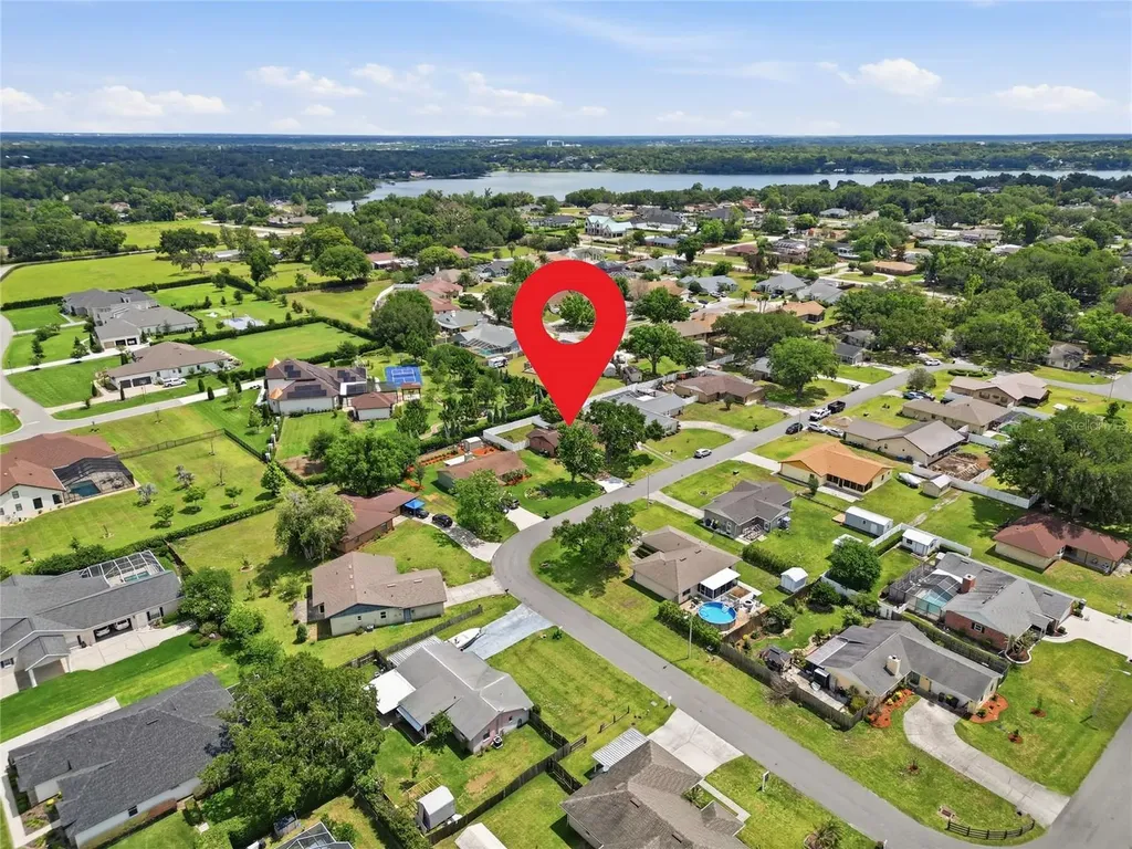 736 Scott Lake Village N Lakeland FL 33813