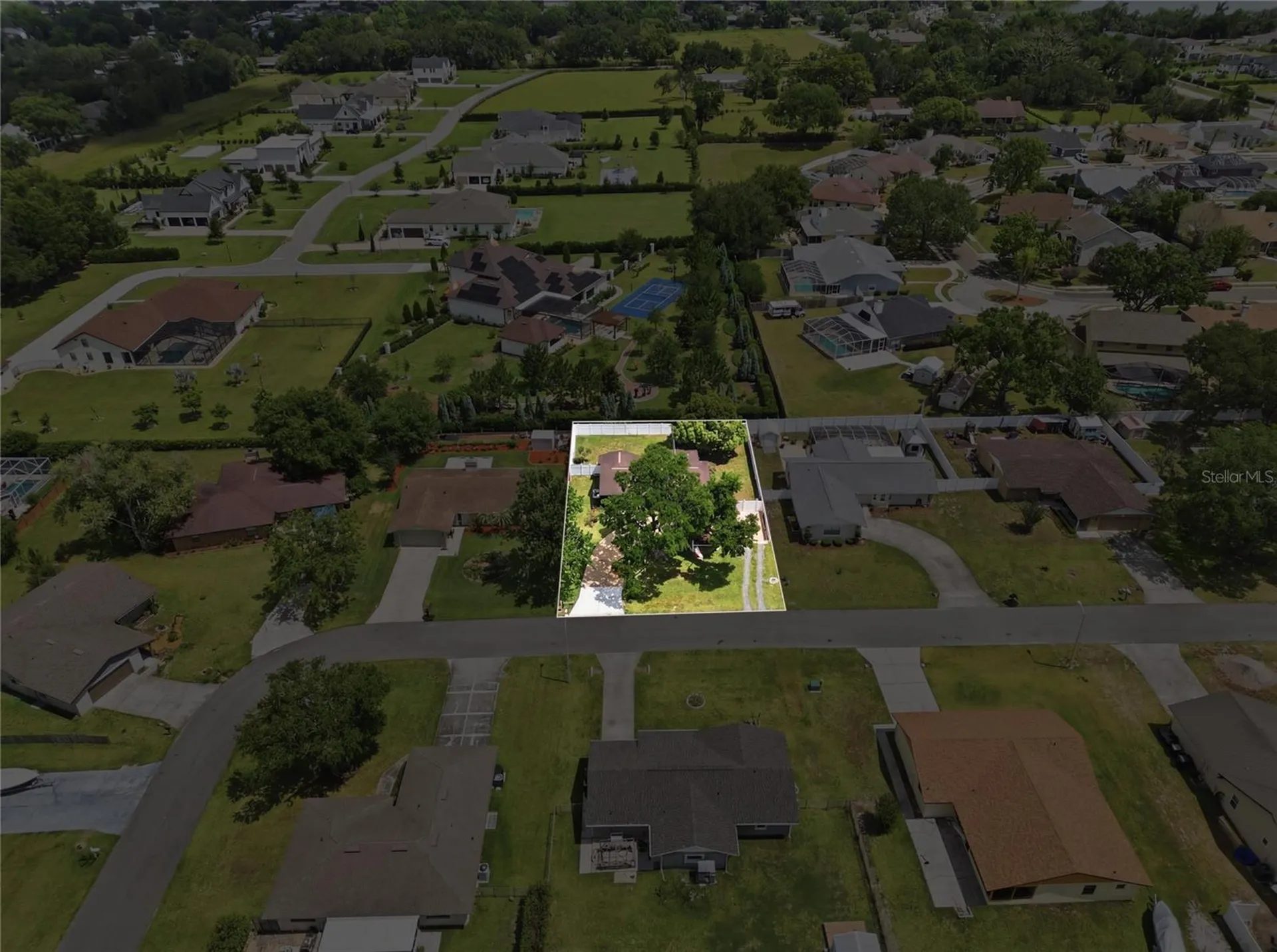 736 Scott Lake Village N Lakeland FL 33813