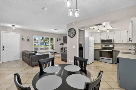 736 Scott Lake Village N Lakeland FL 33813
