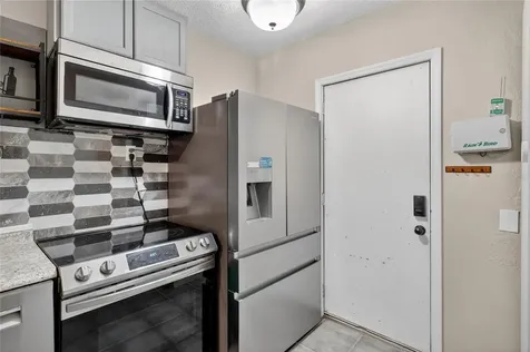 736 Scott Lake Village N Lakeland FL 33813