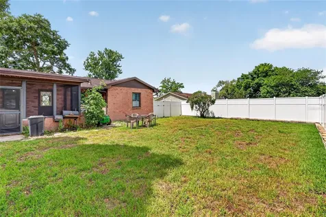 736 Scott Lake Village N Lakeland FL 33813