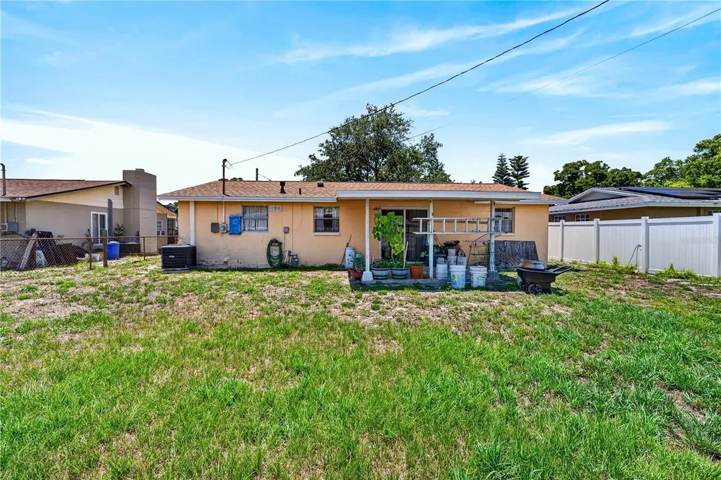 8845 55th Way N Pinellas Park FL 33782