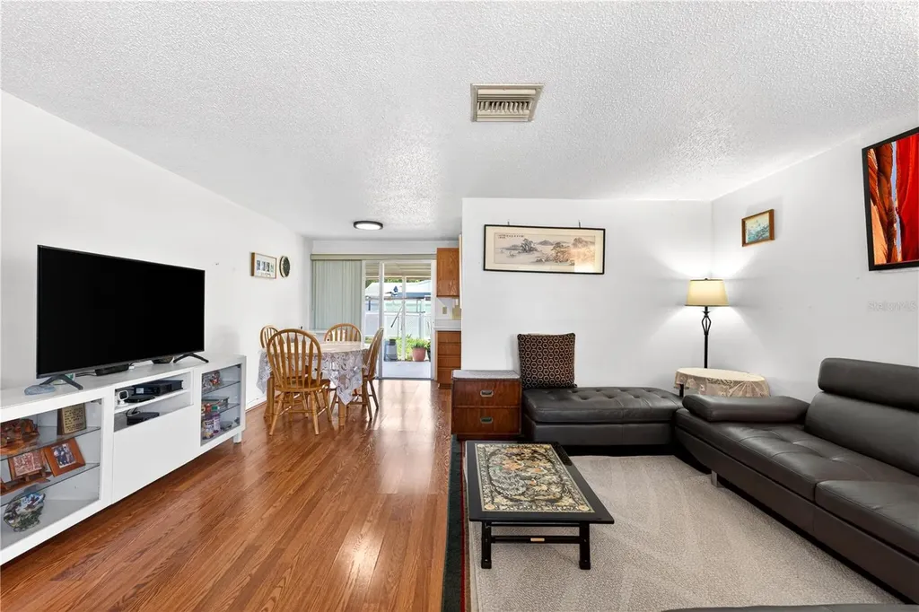 8845 55th Way N Pinellas Park FL 33782