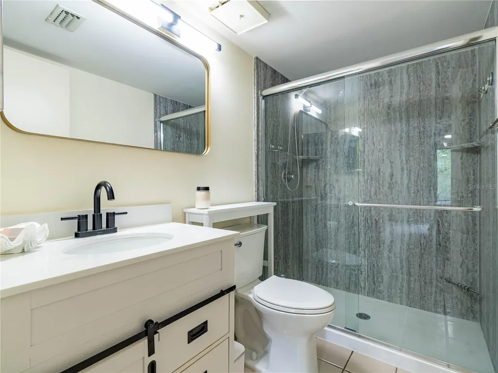 3232 Lake Pine Way E Tarpon Springs FL 34688