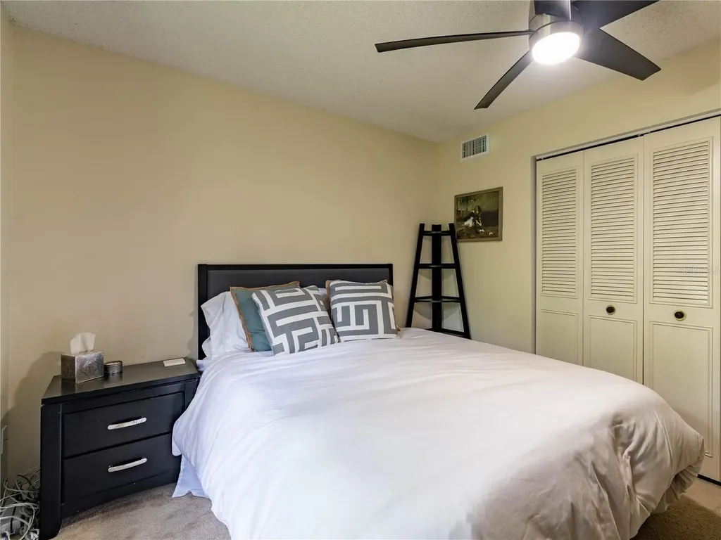 3232 Lake Pine Way E Tarpon Springs FL 34688