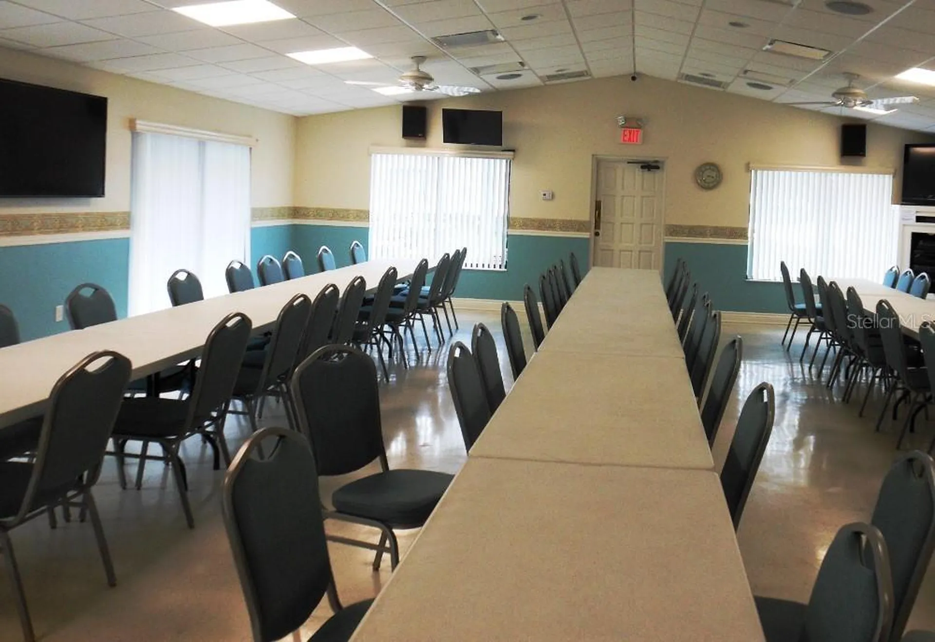 3232 Lake Pine Way E Tarpon Springs FL 34688