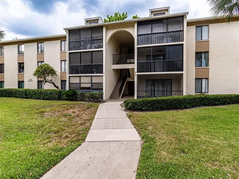 3232 Lake Pine Way E Tarpon Springs FL 34688