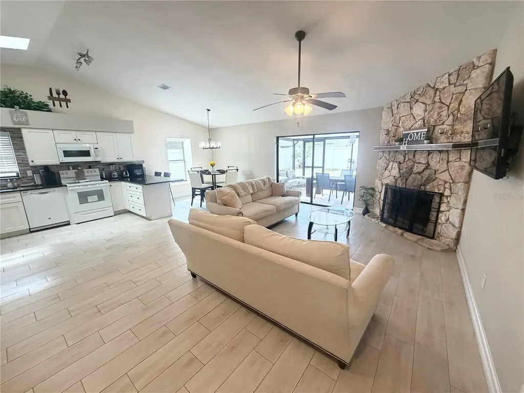 3612 75th Drive E Sarasota FL 34243