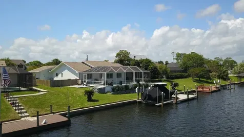 7 Cedarford Court Palm Coast FL 32137
