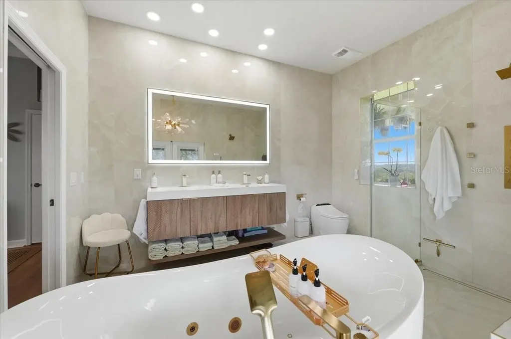 915 N Crooked Lake Drive Babson Park FL 33827