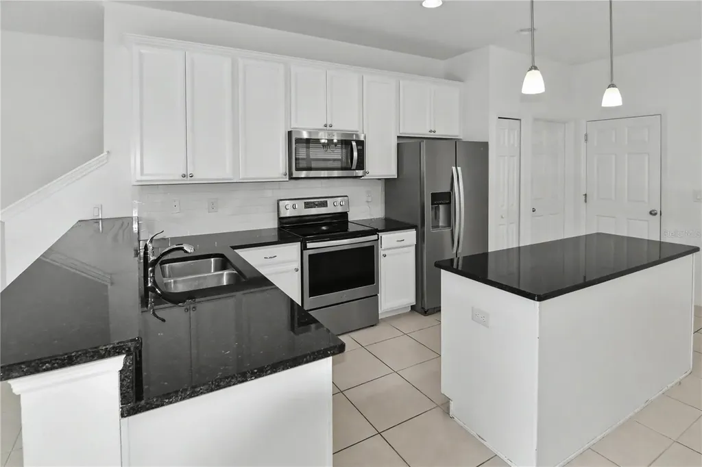 4240 Gumbo Limbo Drive Orlando FL 32822