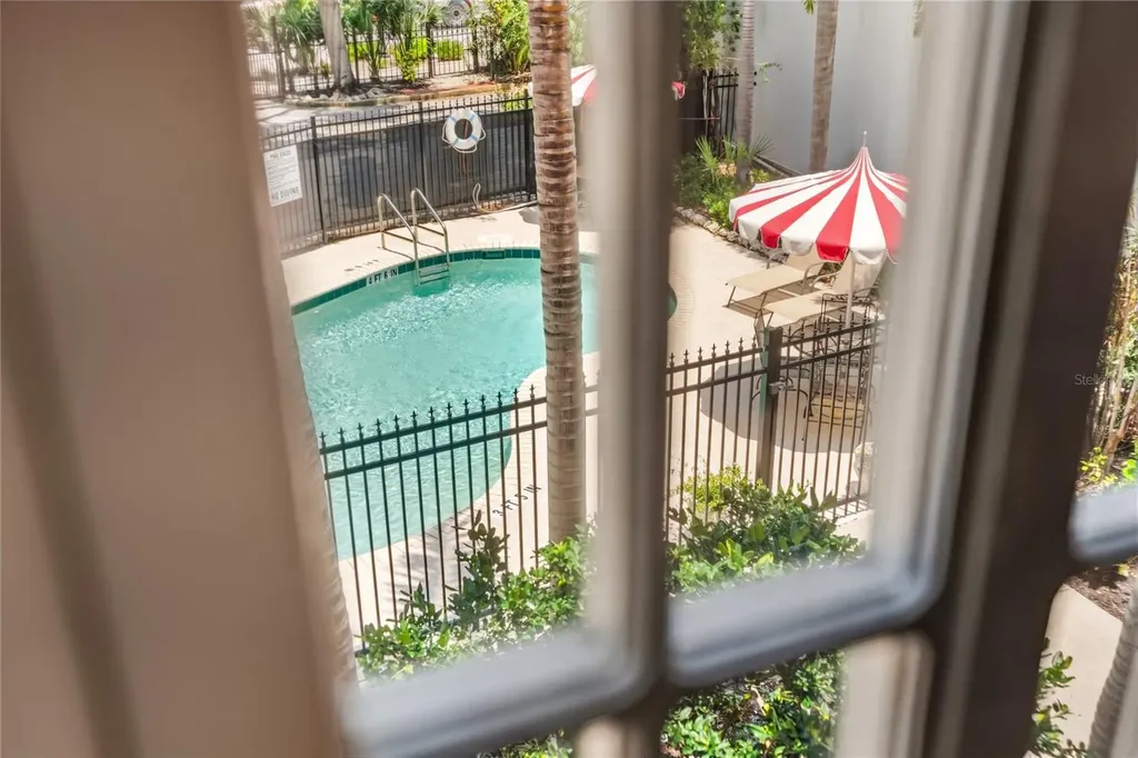 1221 N Palm Avenue Sarasota FL 34236
