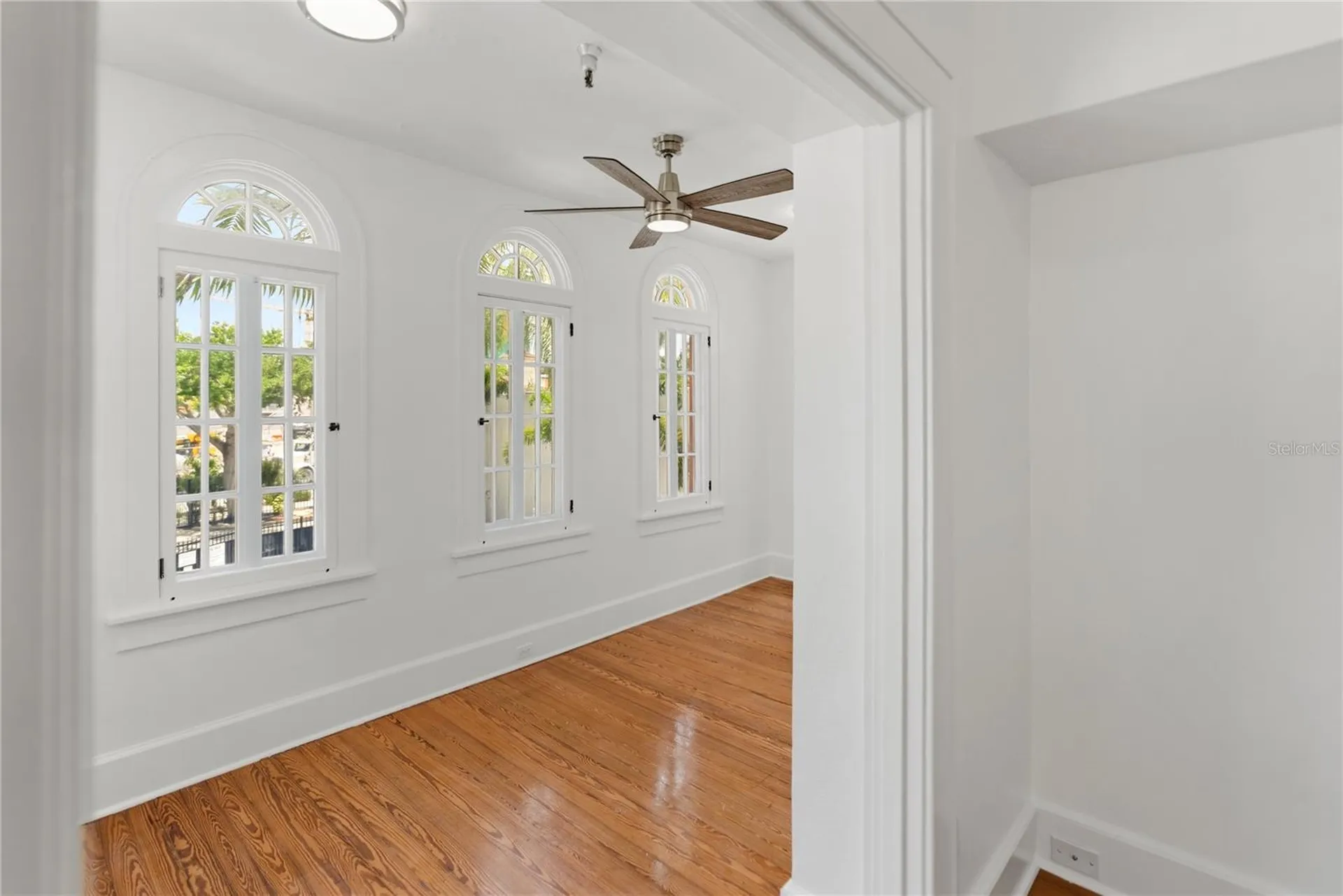 1221 N Palm Avenue Sarasota FL 34236