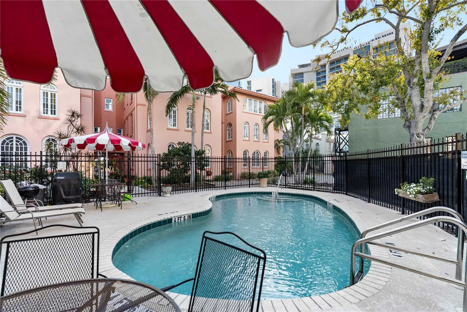 1221 N Palm Avenue Sarasota FL 34236