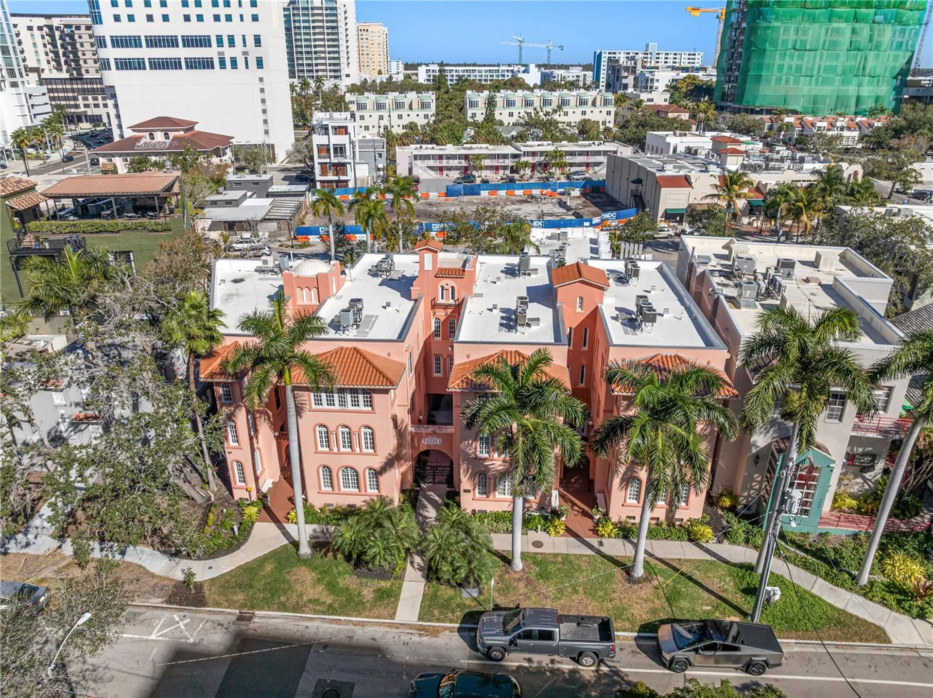 1221 N Palm Avenue Sarasota FL 34236
