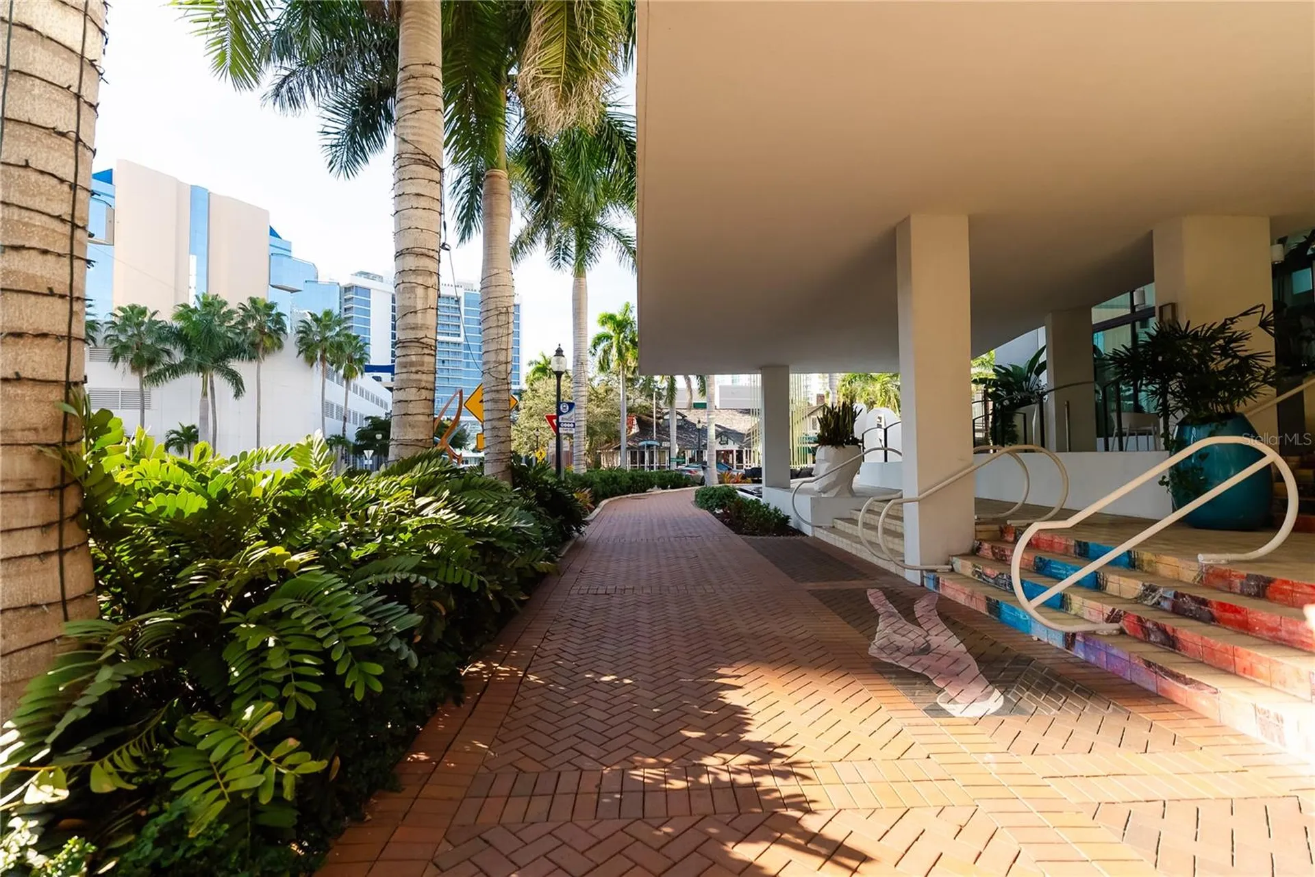 1221 N Palm Avenue Sarasota FL 34236