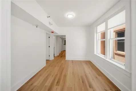 1221 N Palm Avenue Sarasota FL 34236