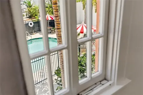 1221 N Palm Avenue Sarasota FL 34236