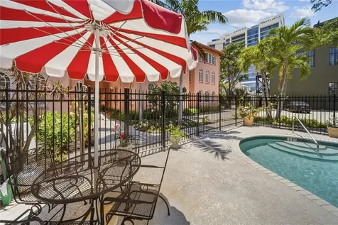1221 N Palm Avenue Sarasota FL 34236
