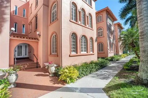 1221 N Palm Avenue Sarasota FL 34236