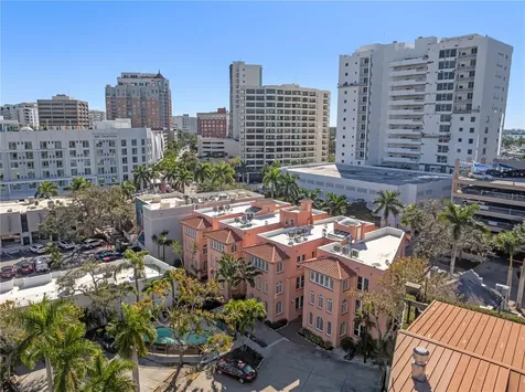1221 N Palm Avenue Sarasota FL 34236