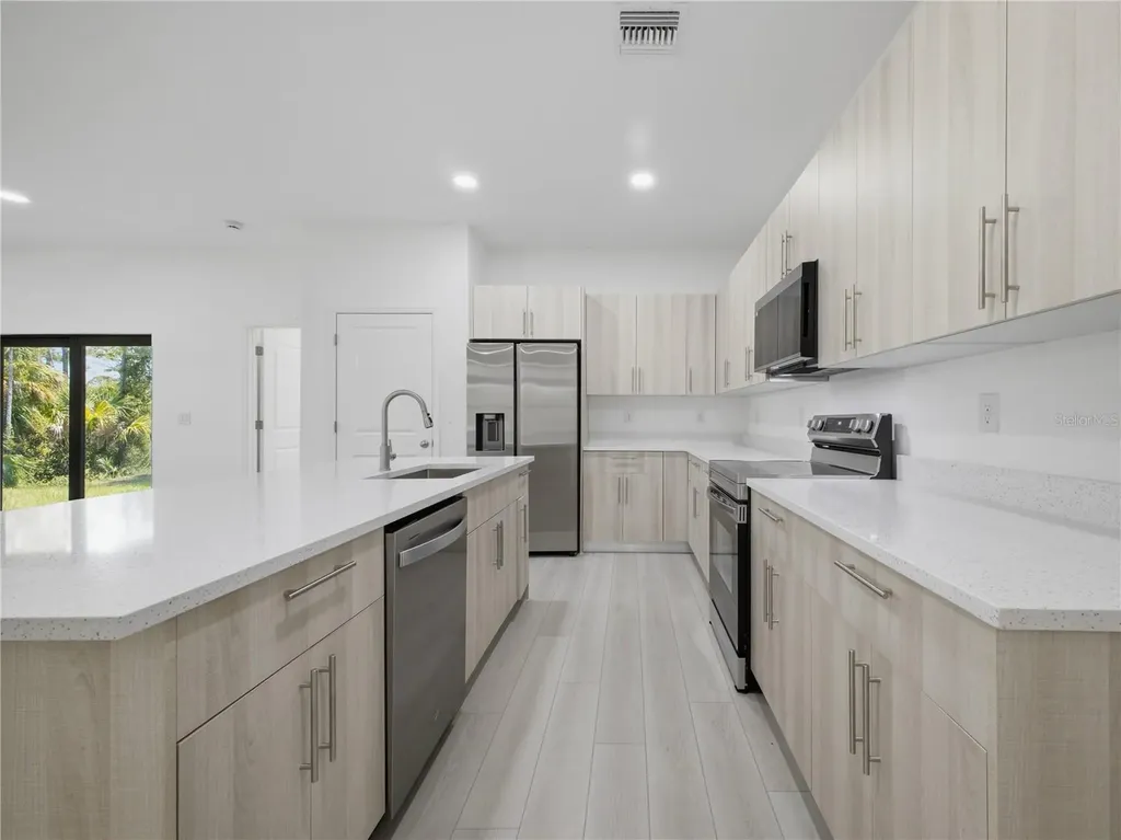 8010 Sandalwood Circle Labelle FL 33935