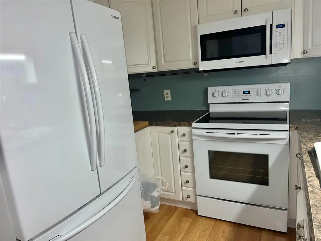 503 S Venice Boulevard Venice FL 34293
