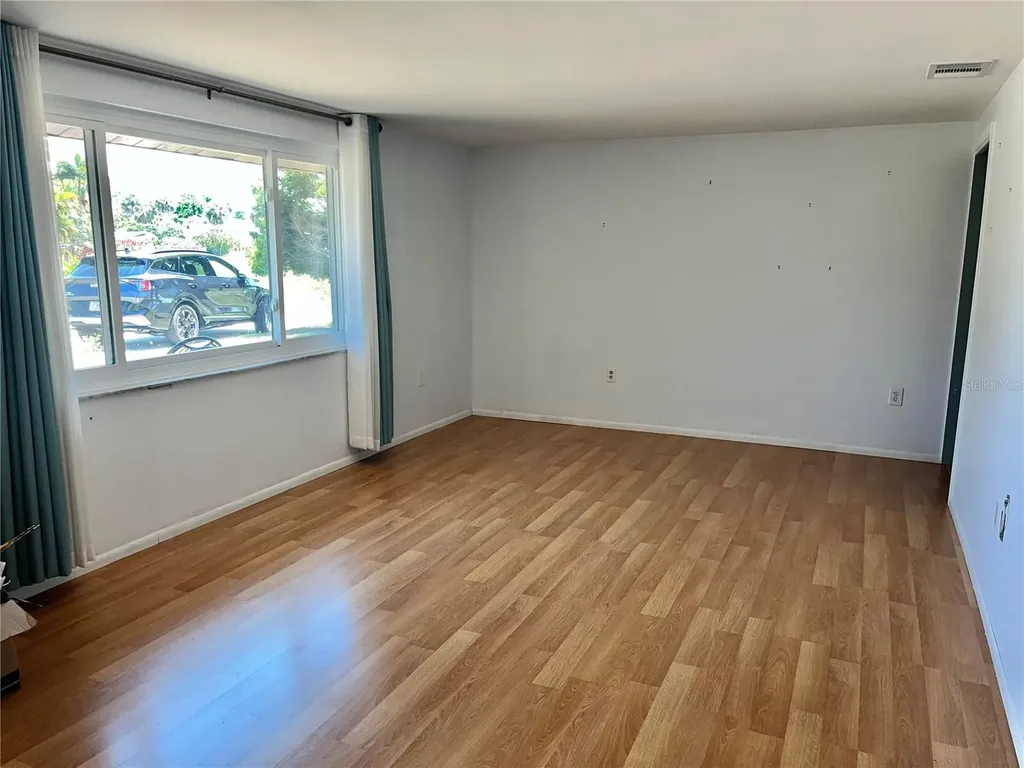 503 S Venice Boulevard Venice FL 34293