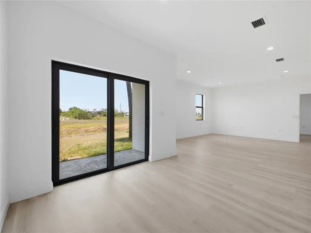3031 NE Beechwood Circle Labelle FL 33935