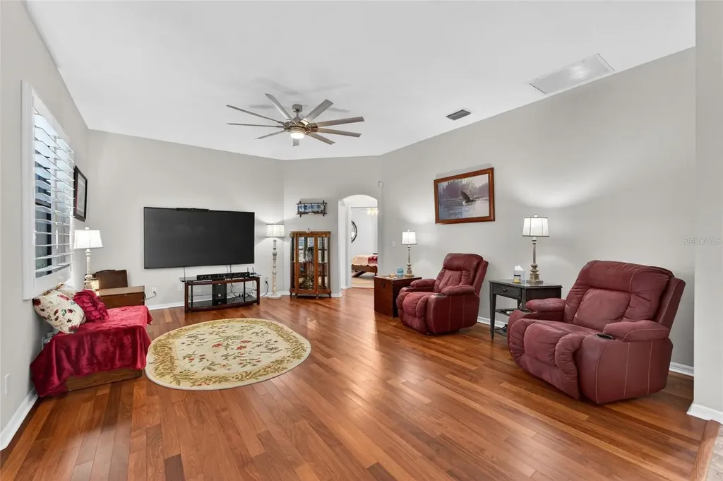 2819 Laurel Leaf Drive Valrico FL 33594