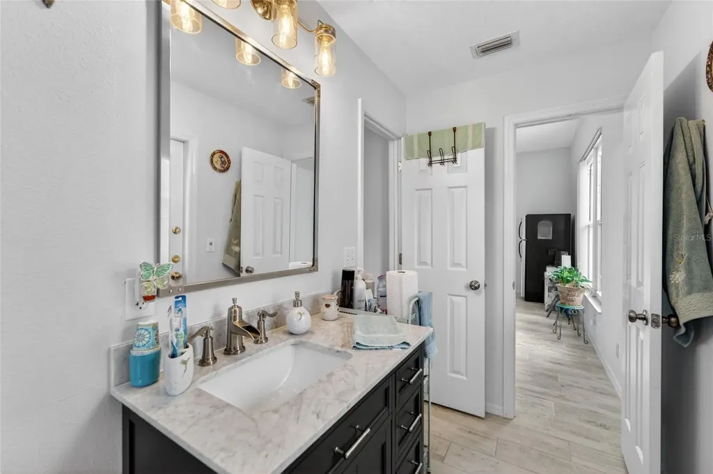 2819 Laurel Leaf Drive Valrico FL 33594