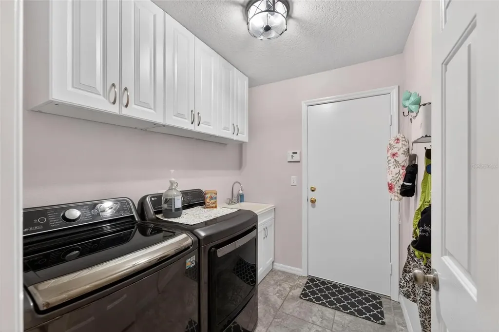 2819 Laurel Leaf Drive Valrico FL 33594