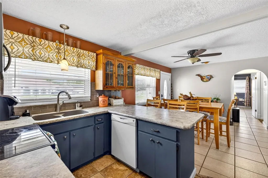 8429 Jacqueline Court Zephyrhills FL 33541
