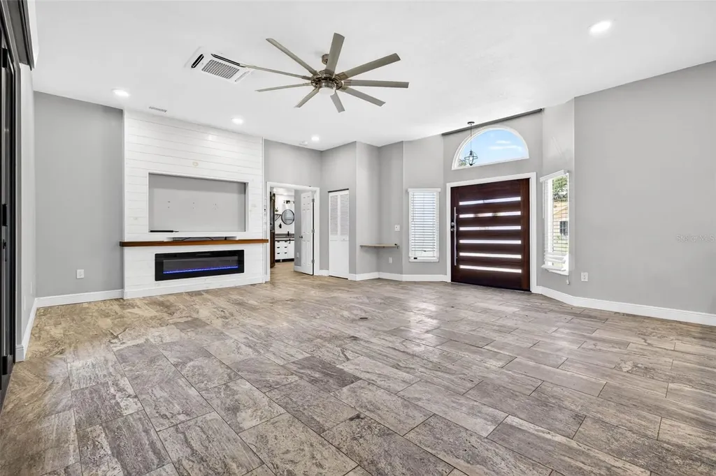 6282 Bonaventure Court Sarasota FL 34243