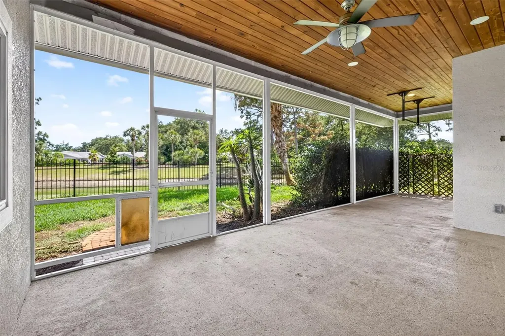 6282 Bonaventure Court Sarasota FL 34243